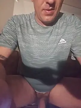 Snapshot of Tony88hgh chatting on June 22, 3:25 am Tony88hgh online show from June 22, 3:25 am