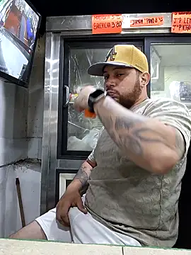 Snapshot of Catire10_ chatting on November 8, 1:44 pm Catire10 online show from November 8, 1:44 pm