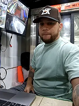 Snapshot of Catire10_ chatting on November 23, 1:22 pm Catire10 online show from November 23, 1:22 pm