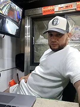 Snapshot of Catire10_ chatting on November 26, 1:56 pm Catire10 online show from November 26, 1:56 pm