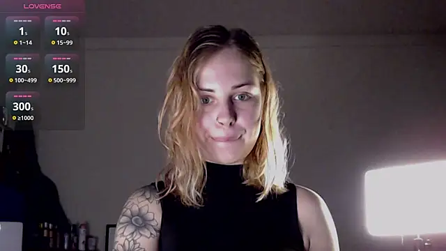 Alismoona online show from December 2, 1:39 pm