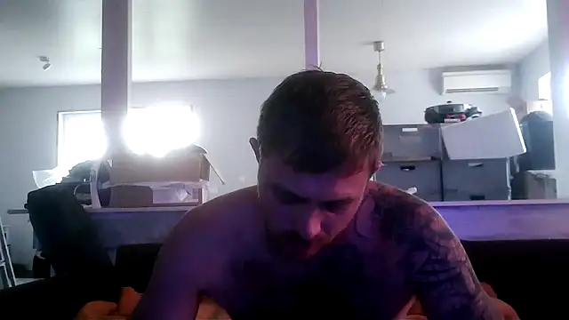 Snapshot of Bikerhot883hd chatting on October 7, 2:47 pm Bikerhot883hd online show from October 7, 2:47 pm