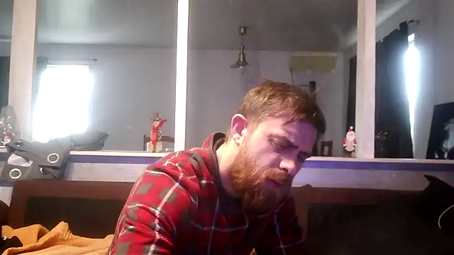 Snapshot of Bikerhot883hd chatting on December 17, 11:16 am Bikerhot883hd online show from December 17, 11:16 am