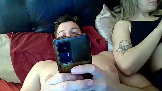 Snapshot of luca23millo90 chatting on October 3, 2:52 am luca23millo90 online show from October 3, 2:52 am