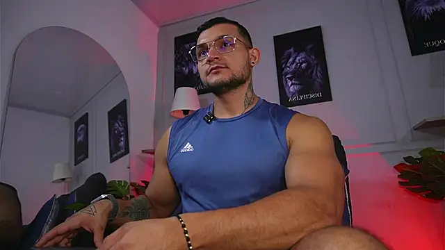 Marco Vega online show from July 9, 2:04 am
