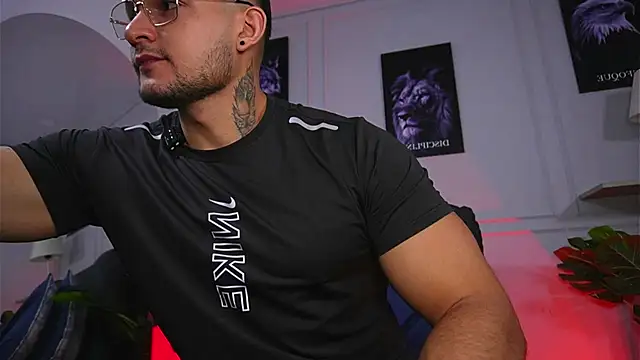 Marco Vega online show from July 11, 2:36 am