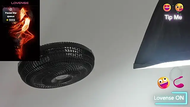 sweet  vanessa1 online show from October 25, 4:20 am