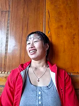 ngocngoc cute online show from October 18, 3:53 am