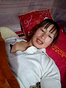 ngocngoc cute online show from March 6, 10:56 am