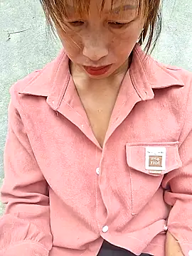 Snapshot of ngocngoc_cute chatting on June 30, 2:34 am ngocngoc cute online show from June 30, 2:34 am