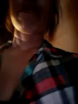 Snapshot of ngocngoc_cute chatting on July 6, 5:26 am ngocngoc cute online show from July 6, 5:26 am