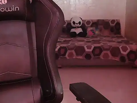 Simmi Ji online show from November 11, 11:21 am