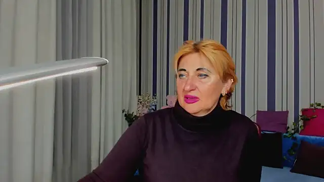 Snapshot of MilanaAlvis chatting on October 28, 12:09 pm MilanaAlvis online show from October 28, 12:09 pm