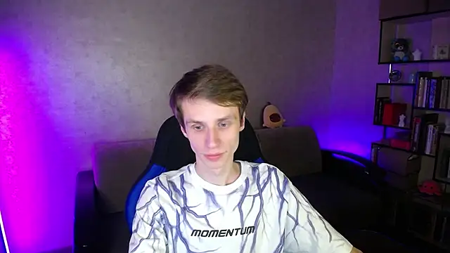 yes cute boy  online show from November 1, 9:50 pm