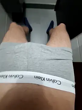 lebonfeu online show from December 19, 2:24 pm