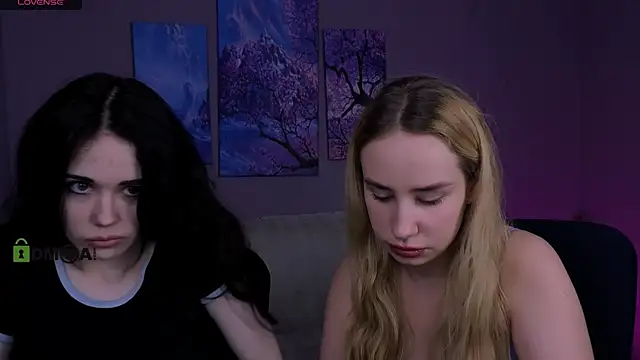 Snapshot of riley_sanders chatting on December 16, 10:37 pm riley sanders online show from December 16, 10:37 pm