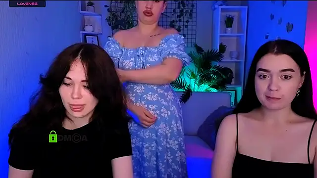 riley sanders online show from June 29, 7:14 pm