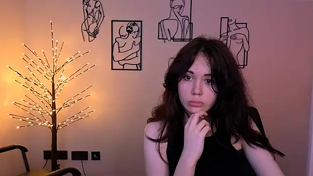 riley sanders online show from July 11, 9:38 pm