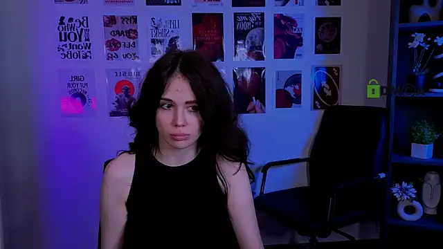 riley sanders online show from July 31, 11:48 pm