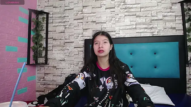 maily can online show from September 25, 12:31 pm