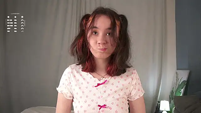 Snapshot of AlbertaClack chatting on September 14, 11:53 am AlbertaClack online show from September 14, 11:53 am