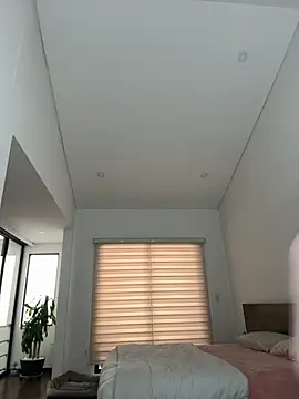 zoecams1 online show from September 16, 11:06 pm