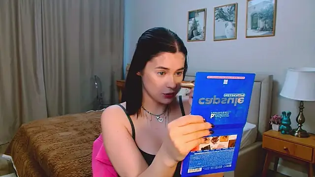 lil angel  online show from March 5, 2:24 pm