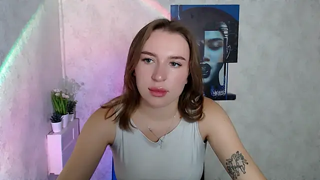 JuliaTopp  online show from October 16, 5:52 am