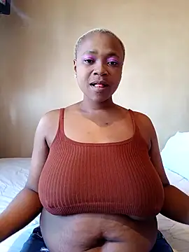Snapshot of missboobiesSA chatting on May 11, 10:54 am missboobiesSA online show from May 11, 10:54 am