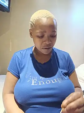 Snapshot of missboobiesSA chatting on June 30, 1:28 am missboobiesSA online show from June 30, 1:28 am