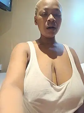 Snapshot of missboobiesSA chatting on July 14, 2:05 am missboobiesSA online show from July 14, 2:05 am