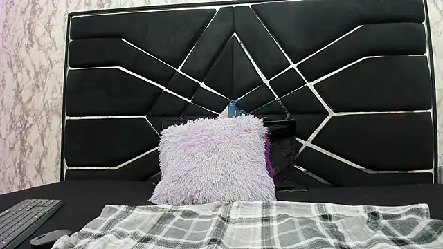 LITTLESUSSYY  online show from October 9, 11:41 am