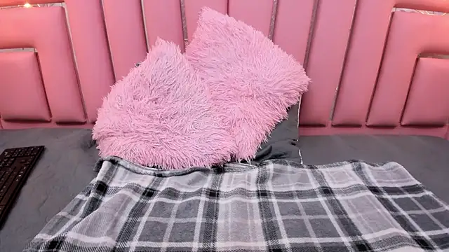 LITTLESUSSYY  online show from November 14, 12:04 pm