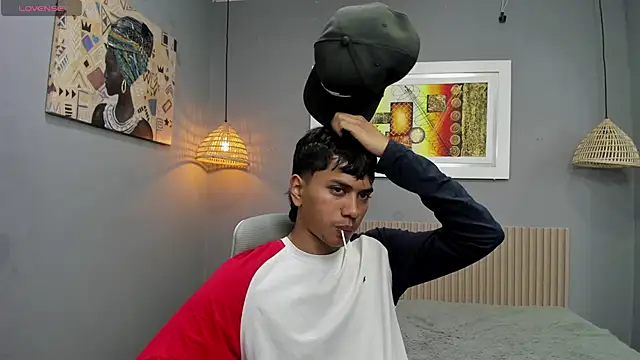 markbowie online show from October 10, 11:53 am