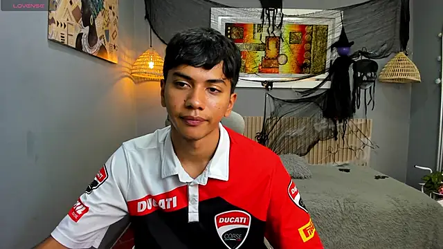 markbowie online show from October 30, 1:45 pm