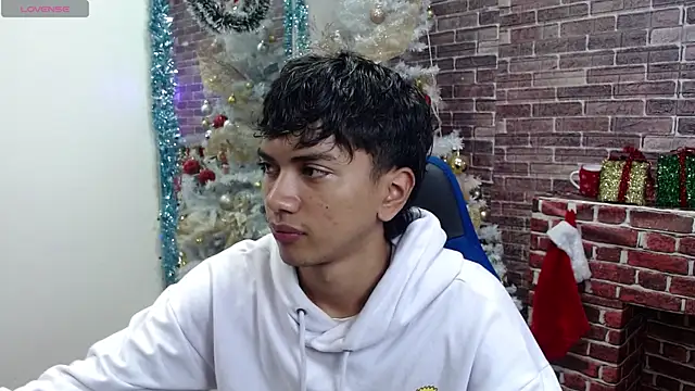 markbowie online show from December 22, 11:51 am