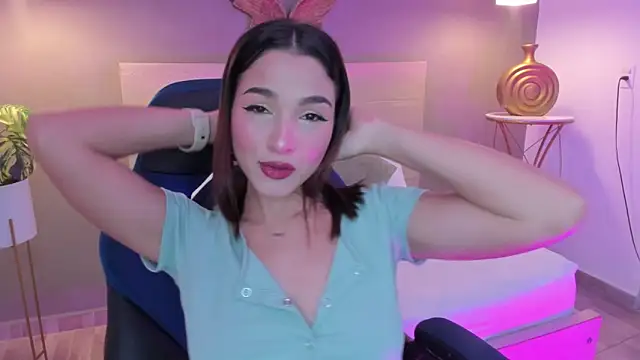 Snapshot of luma_sky_ chatting on September 17, 3:08 am luma sky online show from September 17, 3:08 am