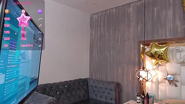 Foxxy Doll online show from October 6, 2:58 pm