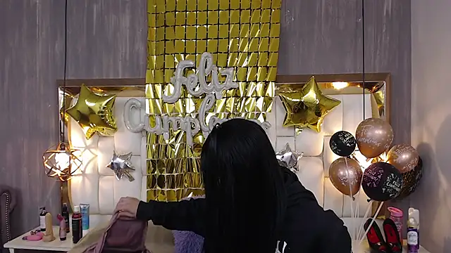 Foxxy Doll online show from October 9, 2:37 pm