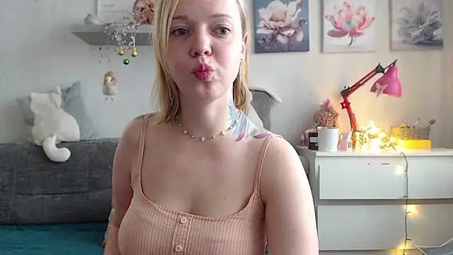 Natalee Love online show from January 10, 12:56 am