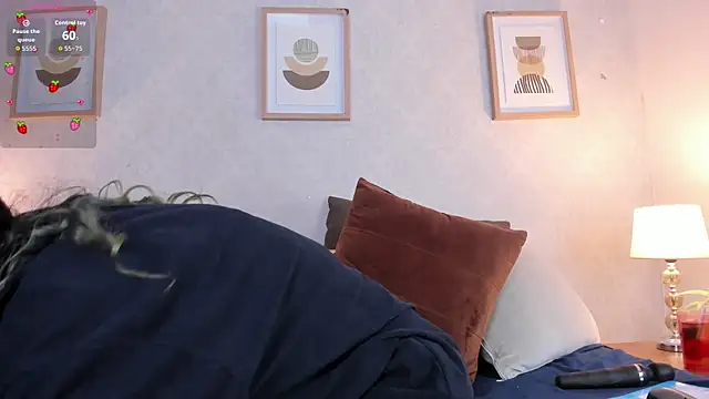 Vampgyal online show from December 20, 5:36 am