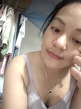 Snapshot of naop04 chatting on September 24, 9:56 am naop04 online show from September 24, 9:56 am