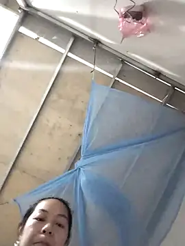 Snapshot of naop04 chatting on September 29, 12:49 am naop04 online show from September 29, 12:49 am