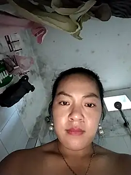 Snapshot of naop04 chatting on October 9, 12:41 am naop04 online show from October 9, 12:41 am