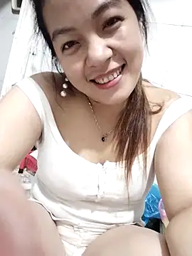 Snapshot of naop04 chatting on October 13, 11:49 pm naop04 online show from October 13, 11:49 pm