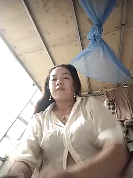 Snapshot of naop04 chatting on October 17, 12:01 am naop04 online show from October 17, 12:01 am