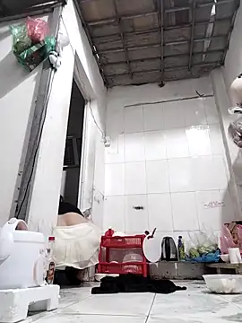 Snapshot of naop04 chatting on November 12, 12:05 pm naop04 online show from November 12, 12:05 pm