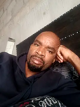 Snapshot of mdavazo00 chatting on October 3, 8:55 am mdavazo00 online show from October 3, 8:55 am