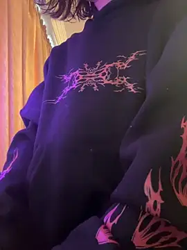 Snapshot of wildflower_sex chatting on November 28, 8:22 pm wildflower sex online show from November 28, 8:22 pm