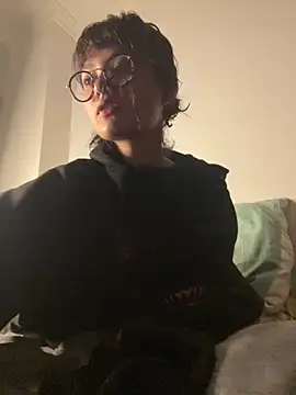 Snapshot of wildflower_sex chatting on November 30, 3:54 am wildflower sex online show from November 30, 3:54 am